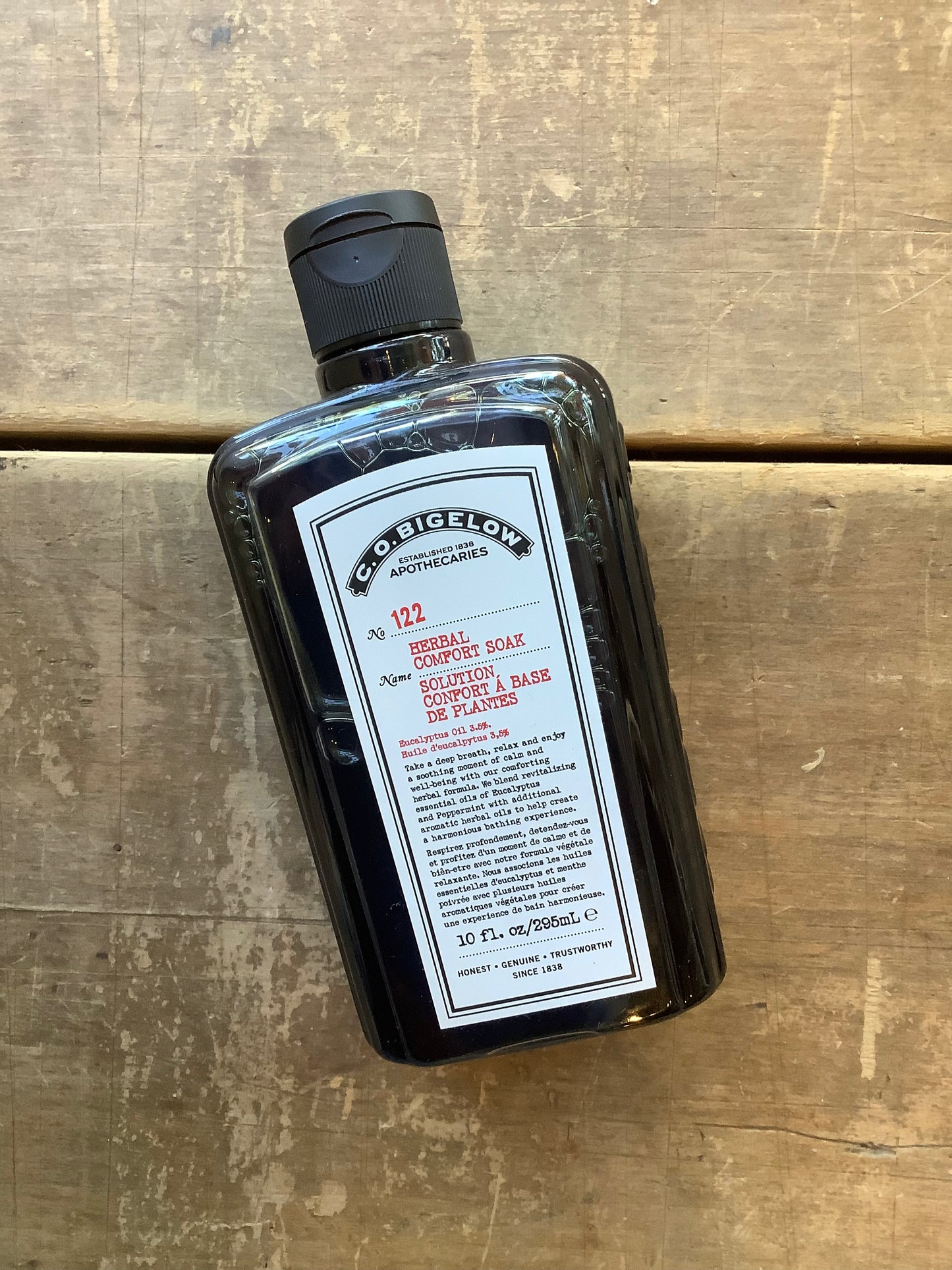 Bottle of C.O. Bigelow herbal comfort soak